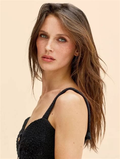 Picture Of Marine Vacth