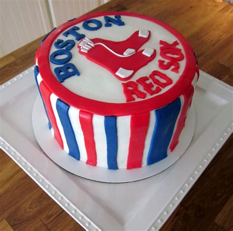 Simple fondant designs for beginners. Darlin' Designs: Boston Red Sox Cake
