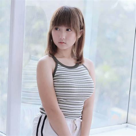 9 Foto And Biodata Dea Marella Gamer Cantik 3x Gagal Jadi Anggota Jkt48