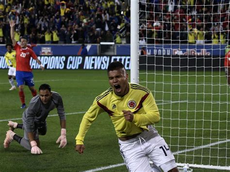 Con este soñado debut, el futbolista ya está dando de qué hablar en todo el país, incluso se dice que podría ser el nuevo falcao, sin embargo el jugador risaraldense se ha tomado con mucha tranquilidad su gran. SD Huesca: Cucho Hernández, convocado por Colombia para el ...
