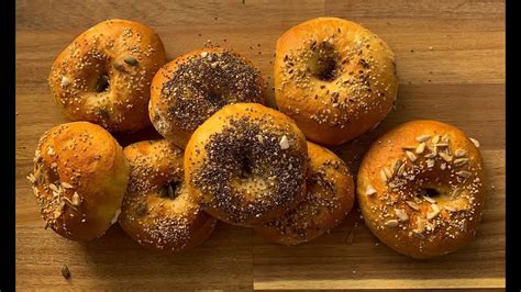 Perfect And Easy New York Style Bagels Step By Step Delicious Bagel