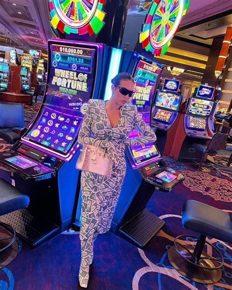 Poza 10 Ce N A Văzut Las Vegas Cum A Apărut îmbrăcată Georgina Rodriguez