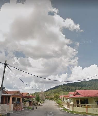 Located in kluang in the johor region, homestay taman seri impian (d' tepian bayu homestay) has a terrace and mountain views. No. 58, Jalan Seri Impian, Taman Seri Impian, 86000 Kluang ...