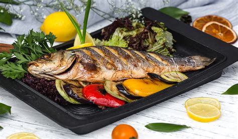 ¿cómo Se Cocina Correctamente El Pescado Restaurante Raices Málaga