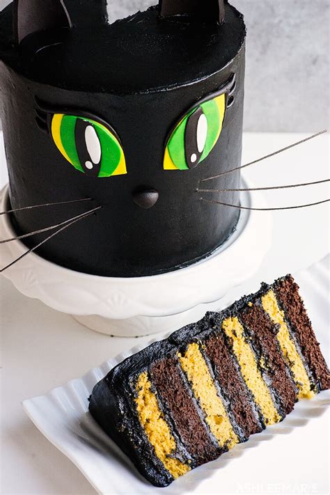 Black Cat Cake Video Tutorial With Pumpkin And Chocolate Cake Recipes