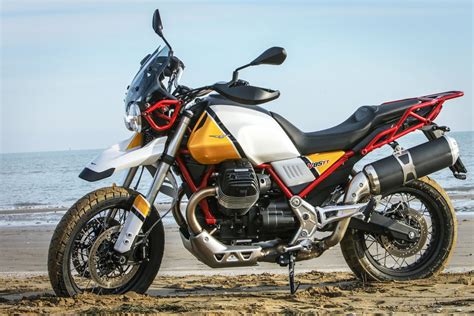Moto-Guzzi-V85-TT-adventure-motorcycle - ADV Pulse