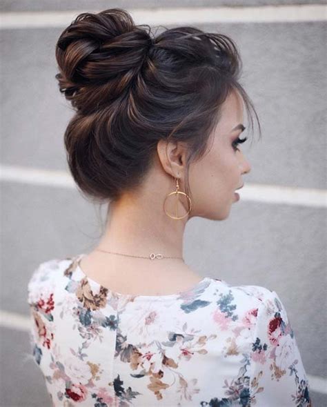 21 Cute And Easy Messy Bun Hairstyles Stayglam