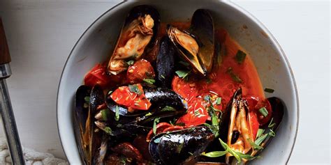 steamed mussels with tomato and chorizo broth recipe