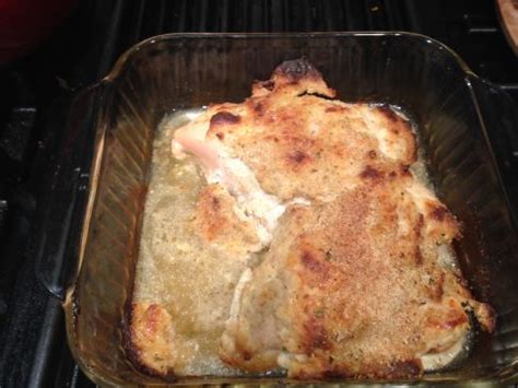 Toss the crushed ritz crackers with the melted butter until evenly coated, and then sprinkle over the sour cream mixture. Italian Baked Chicken (sour cream, cheese, bread crumbs ...