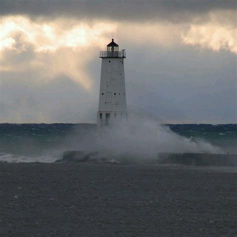 Waves Crashing On A Lighthouse Lighthouse Pinterest