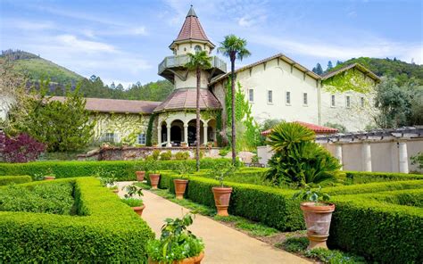 12 Beautiful Sonoma Wineries To Visit Right Now Sonoma Valley Wineries