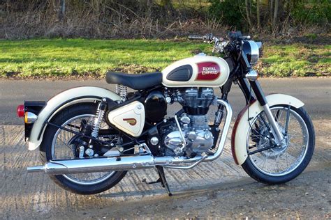 2017 Royal Enfield Classic 500 Review