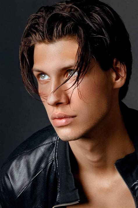 Thesalonguy #hairtutorial #chasehudson buy my book here: Eboy Haircut: Teens Are Bringing Back It In 2020 | MensHaircuts.com in 2020 | Haircuts for men ...