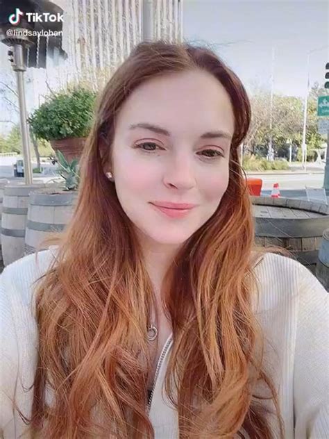 Lindsay Lohan Surprises Tiktok With Pronunciation Of Her Last Name In