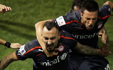 El exdelantero, autoridad del fútbol luso e histórico del benfica, analiza el complicado momento del. Golaços de Mitroglou para Benfiquista ver! (VIDEO/GIF ...