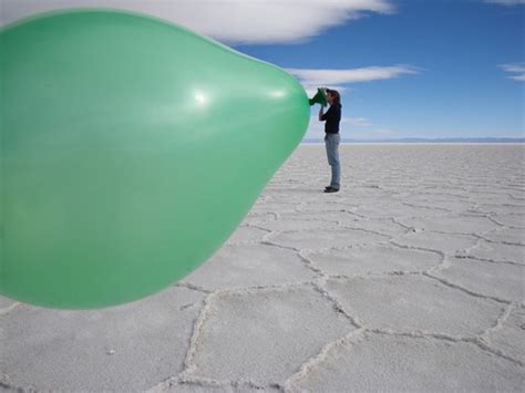 40 Brilliant Examples Of Forced Perspective Photography Skytechgeek