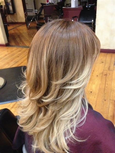 The way the hair color is placed is what creates the actual ombre effect. Ombré light brown to light blonde | Yelp