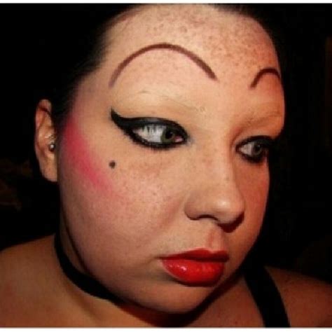 These 37 People Have The Worst Eyebrows You Could Ever Imagine For