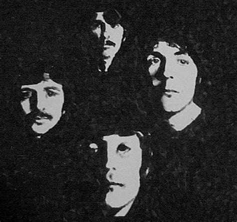 Nyilvánosságra hozták az elveszettnek hitt Beatles fotókat galéria