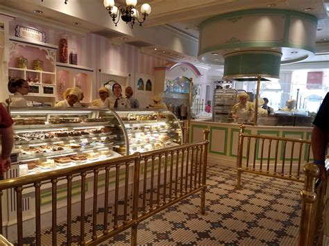 Main Street Confectionery's Chef of the Day Experience Builds Magical ...