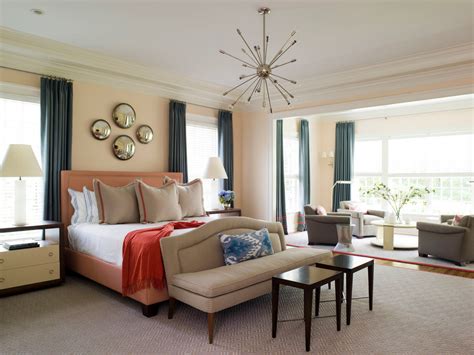 For a bit of modern sparkle and shine, cover your room into a sultry blue and top it off with a glistening silver. 20 of the Best Colors to Pair with Blue
