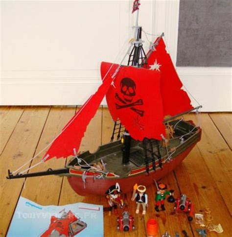 Playmobil Bateau De Pirates Le Morne Rouge 97260 Jeux Jouets