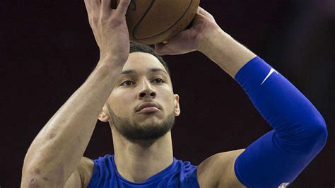 76ers Ben Simmons Considering Switching His Dominant Shooting Hand