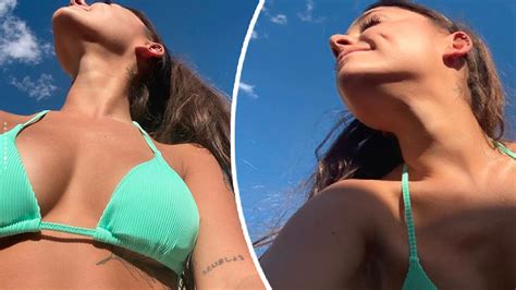 Ariana Grande Stuns In Rare Bikini Snap