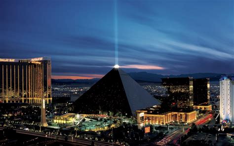 Luxor Hotel Exterior Property Shot Beam Night The Mad Truther