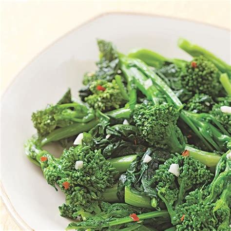 Vietnamese Flavored Broccoli Rabe Recipe Eatingwell