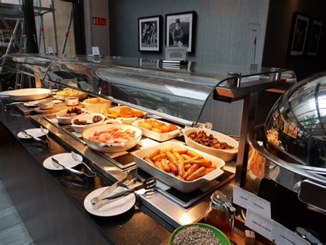 Family garden inn & suites. Hilton Garden Inn Dublin Custom House review: family hotel ...