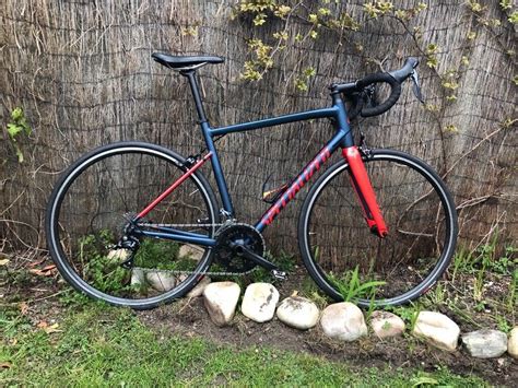 2019 Specialized Allez Sport 56cm Road Bike In Walthamstow