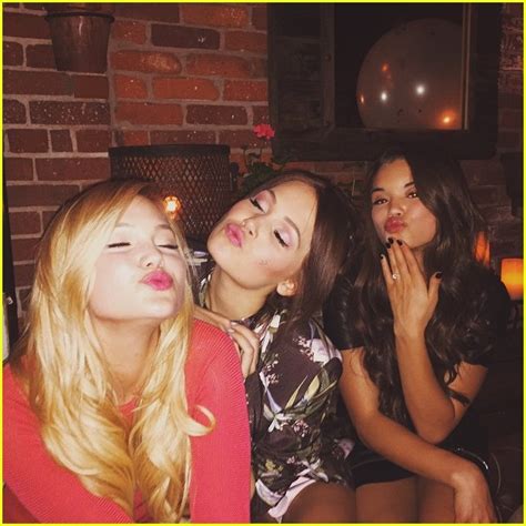 Kelli Berglund Gets Surprise 19th Birthday Party See The Pics Photo 774343 Photo Gallery