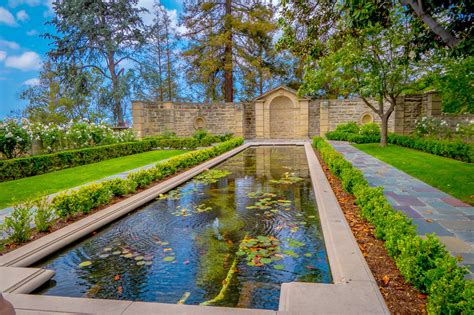 Greystone Mansion In Los Angeles Visit The Grounds Of A Beverly Hills