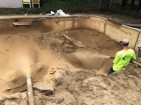 How To Fill A Swimming Pool With Dirt Filling Up An Old Swimming Pool