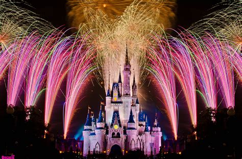 40 Awesometacular Fireworks Photos! - Disney Tourist Blog