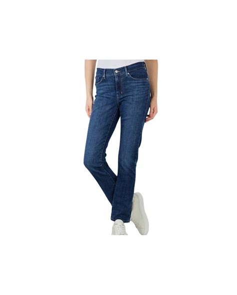 Levis® Ladies Classic Straight Mid Rise Fort Brands