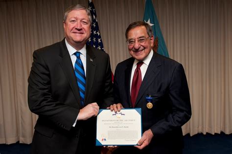 Secaf Presents Panetta With Exceptional Civilian Service Award Us
