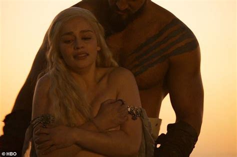 Game Of Thrones Star Emilia Clarke Alleges Her Producers Guilt Tripped Her Into Acting Nude