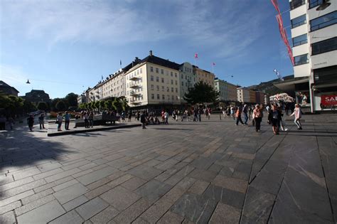 Check out updated best hotels & restaurants near ole bull scene. Ole Bulls plass | Arkitektgruppen Cubus