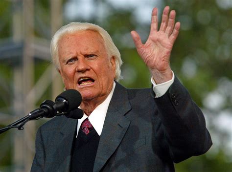 World famous evangelist Billy Graham dies at 99 | The Catholic Sun