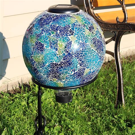Sunnydaze Garden Gazing Globe With Led Solar Light Crackled Glass Azul