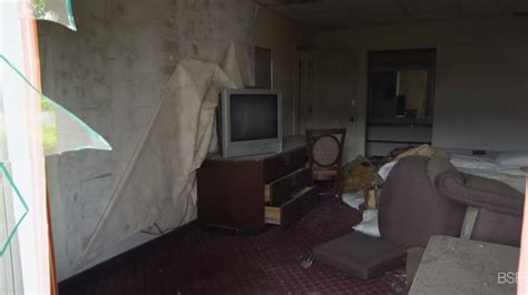 Untouched Abandoned Days Inn Hotel 2019