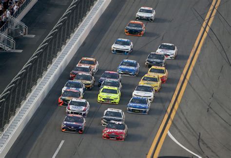Here's a complete rundown of all the races on tap for this year's nascar cup series. NASCAR Cup Series: Preseason 2019 Team Power Rankings