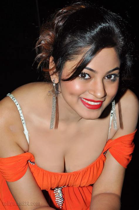 Shilpi Sharma Hot Photos Gallery Hd Latest Tamil Actress Telugu
