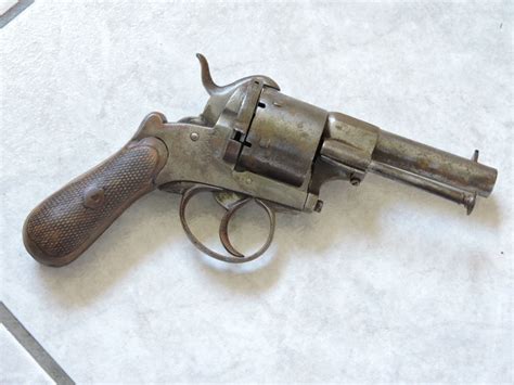 Revolver à Broche Lefaucheux Calibre 1870 19ème Siècle