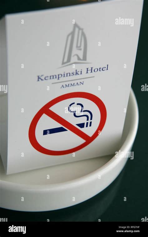 No Smoking Sign Hotel Hi Res Stock Photography And Images Alamy
