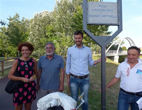 Giorgio bettinelli dal libro brum brum 254.000 km in vespa. Crema News - Intitolata a Giorgio Bettinelli la passerella ...