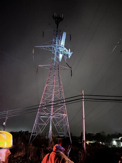 Small Plane Crashes Into Power Line Tower In Maryland 112722 R