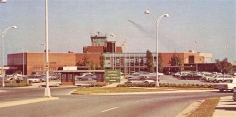 Charlotte Municipal Airport 1974dilemma X